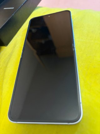 Samsung Galaxy Z Flip 6 256GB