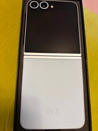 Samsung Galaxy Z Flip 6 256GB