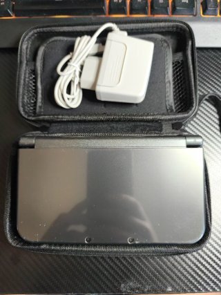 Nuovo Nintendo 3DS XL Grigio IPS+ extra