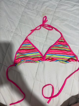 Parte de arriba bikini rayas multicolor