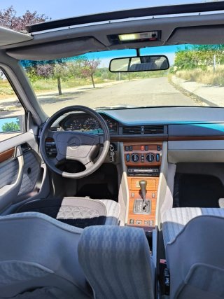 Mercedes-Benz clase E 280 1993