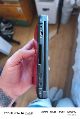 Nintendo 3DS XL con caricatore e stilo