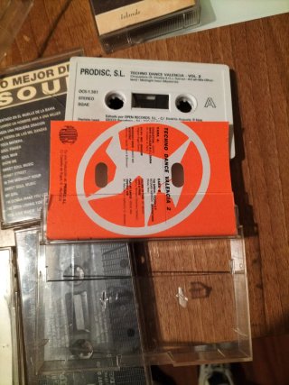 Lote 17 Cassettes Antiguos Variados