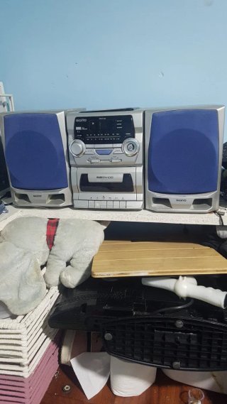 Minicadena Sanyo Plata y Azul