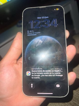 iPhone 13