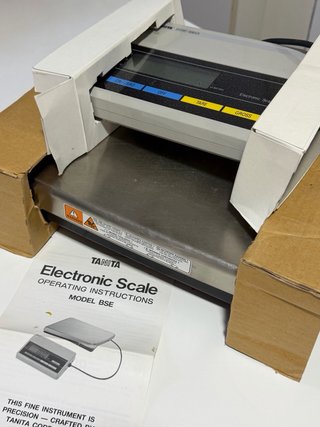 Balanza Electrónica Tanita BSE-100G