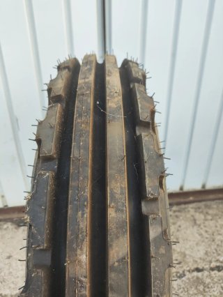 Neumático Tractor Delantero 6.50-16 185 R16C