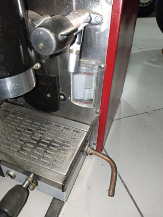 Máquina de café expreso de palanca "Lá Cimbali"