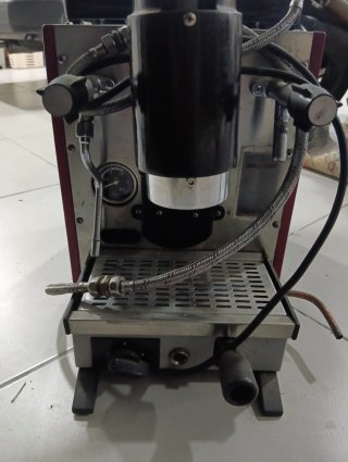 Máquina de café expreso de palanca "Lá Cimbali"