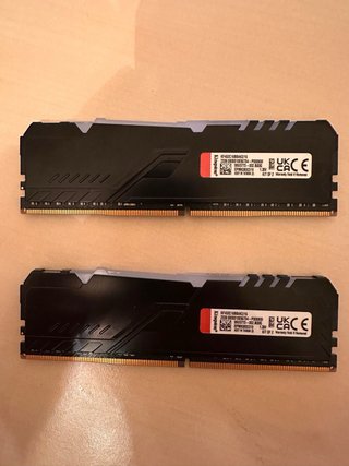 4 Memorias RAM Kingston DDR4 4x8GB