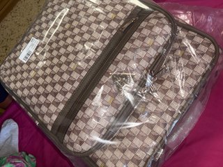 Maleta de viaje Guess