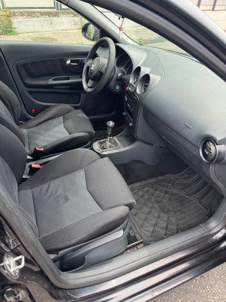 SEAT Ibiza 2004