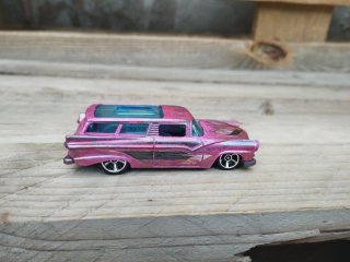 Hot Wheels Chevy Nomad 1955 Custom 1/64