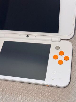 New Nintendo 2DS XL Arancione/Bianco