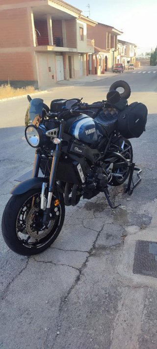 Yamaha XSR 900 rock slate impecable