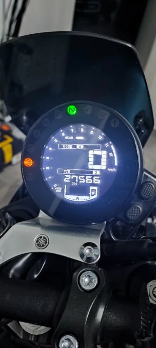 Yamaha XSR 900 rock slate impecable