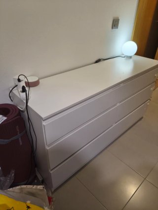 Lotes de muebles Ikea y otras