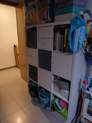 Lotes de muebles Ikea y otras