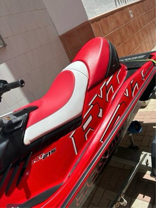 Moto de agua Sea-Doo RXT 215
