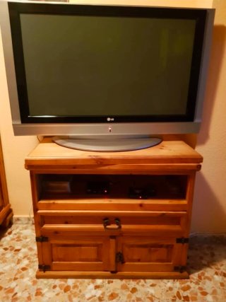 Mueble TV madera