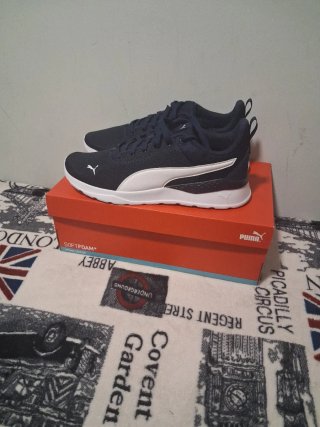 Zapatillas Puma Azul y Blanco