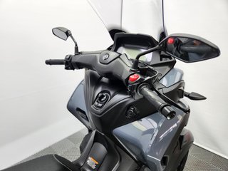 YAMAHA TRICITY 300 2024 2509 kms.