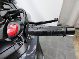 YAMAHA TRICITY 300 2024 2509 kms.