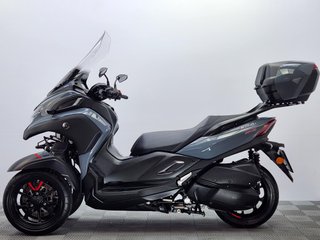 YAMAHA TRICITY 300 2024 2509 kms.