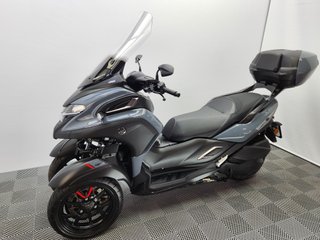YAMAHA TRICITY 300 2024 2509 kms.