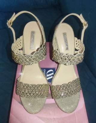 Conjunto Fiesta: Sandalias y Bolso (Talla 40)