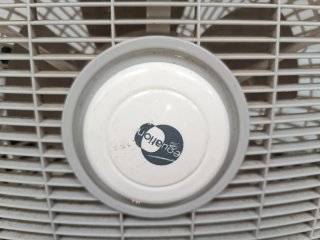 Ventilador de mesa Box Fan blanco