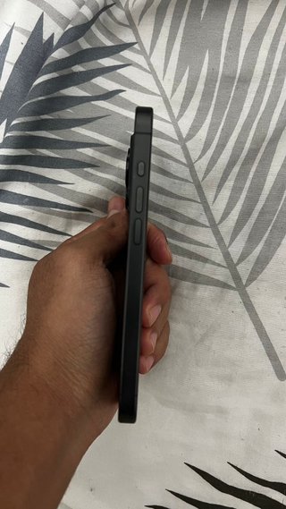 iPhone 15 Pro 128GB Space Gray Salud bateria 85%