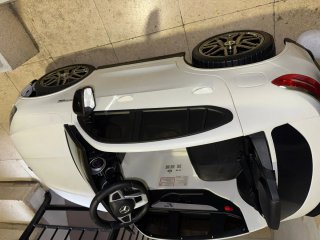 Coche eléctrico niño