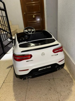 Coche eléctrico niño