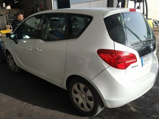 472390 13589374 centralita opel meriva b essentia