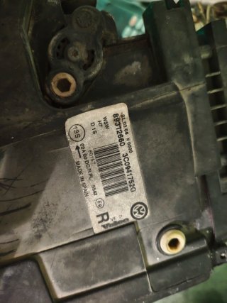Faros Bixenon Passat B6