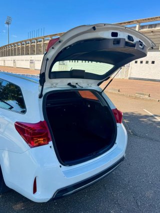 Toyota Auris 2013
