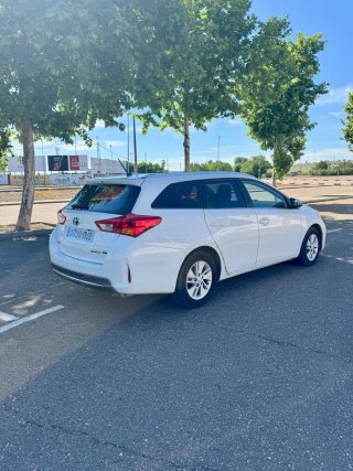 Toyota Auris 2013