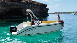 ALQUILER BARCO SIN LICENCIA  (Silver 555) 40CV