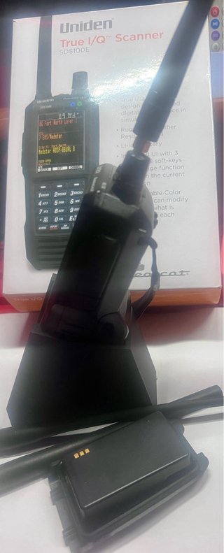 Uniden SDS100E Bearcat Escáner