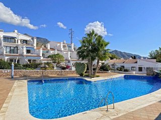 Piso en venta en Almijara - Capistrano - Cueva de Nerja en Nerja