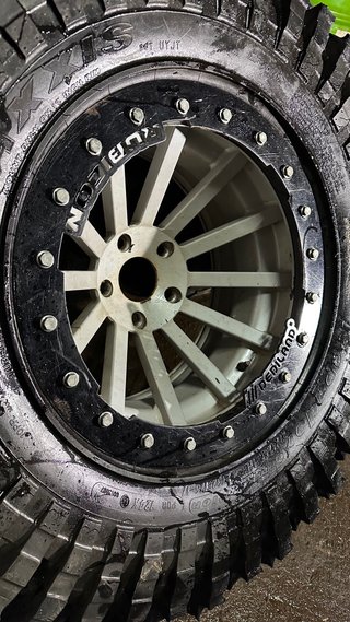 Maxxis Trepador 37x12.5 R17