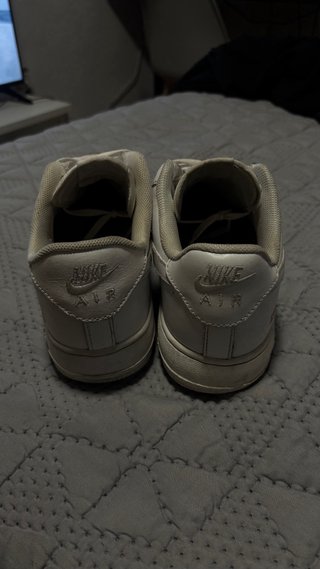 Nike Air Force 1 x Supreme Blancas