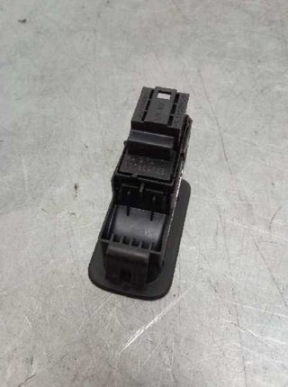 Mando elevalunas volkswagen 5g0959855j golf 207246