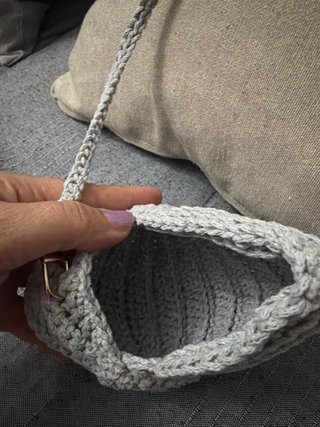 Bolso concha crochet gris niña