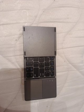 Teclado Bluetooth Plegable Para Móvil y Tablet