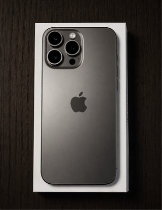 iPhone 16 Pro Max 256GB Plata
