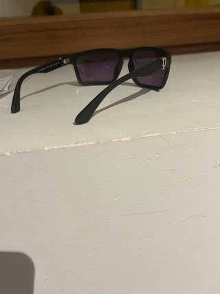 Gafas de sol Police negras y moradas