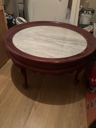 Mesa antigua mármol y madera roja vintage