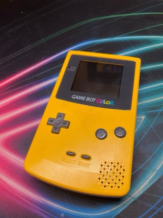 Nintendo Game Boy Color Amarilla